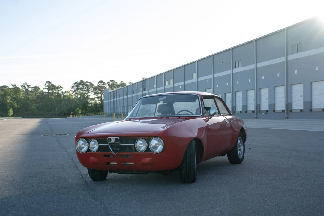 1973 Alfa Romeo 2000 GT Veloce - Image 3 of 31