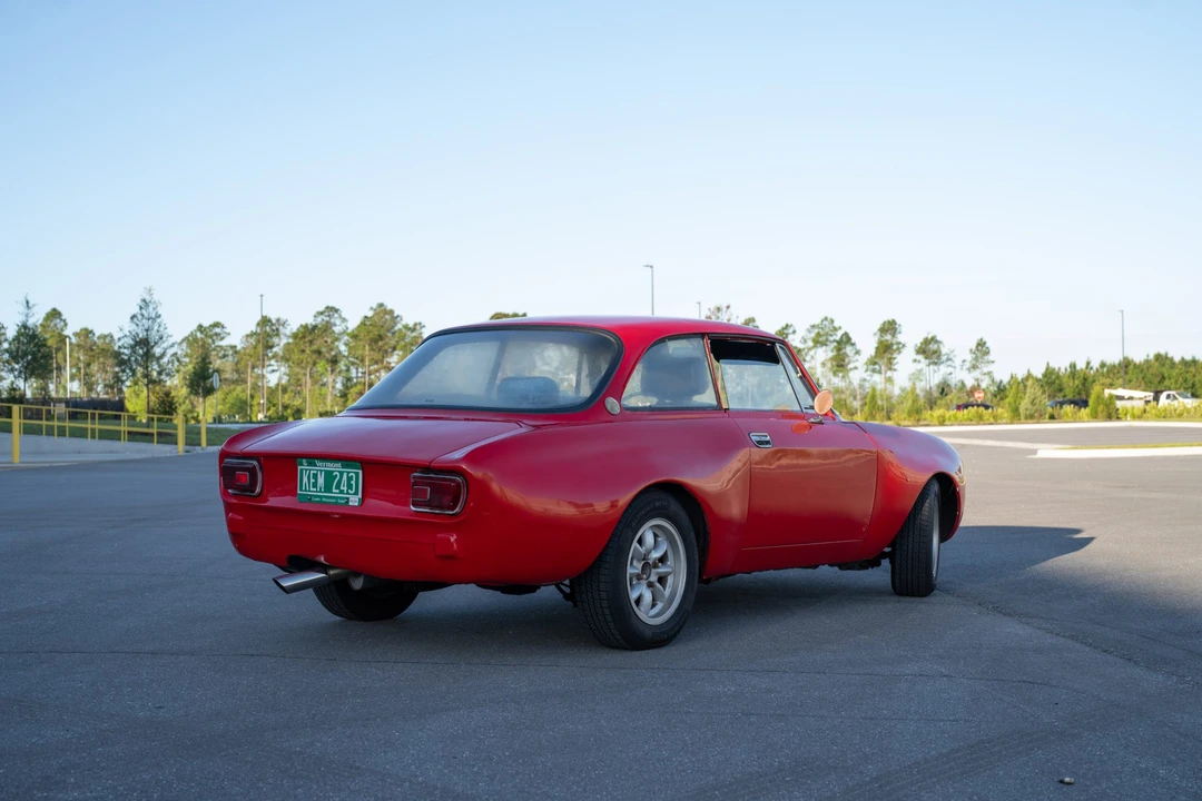 1973 Alfa Romeo 2000 GT Veloce - Image 15 of 31