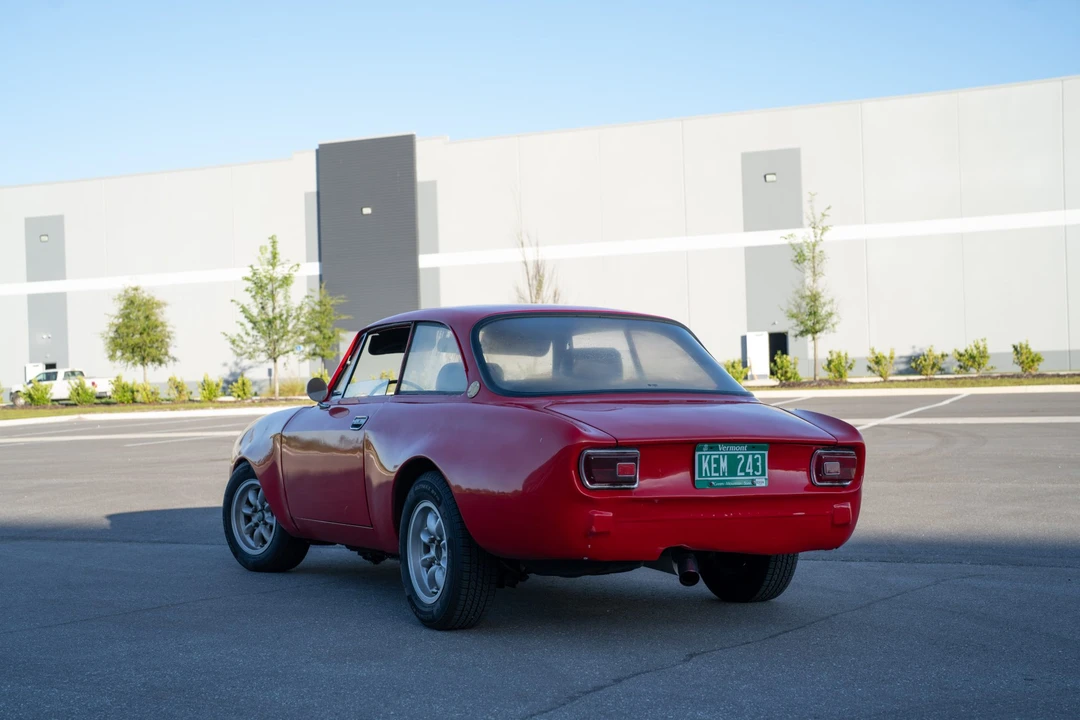 1973 Alfa Romeo 2000 GT Veloce - Image 11 of 31