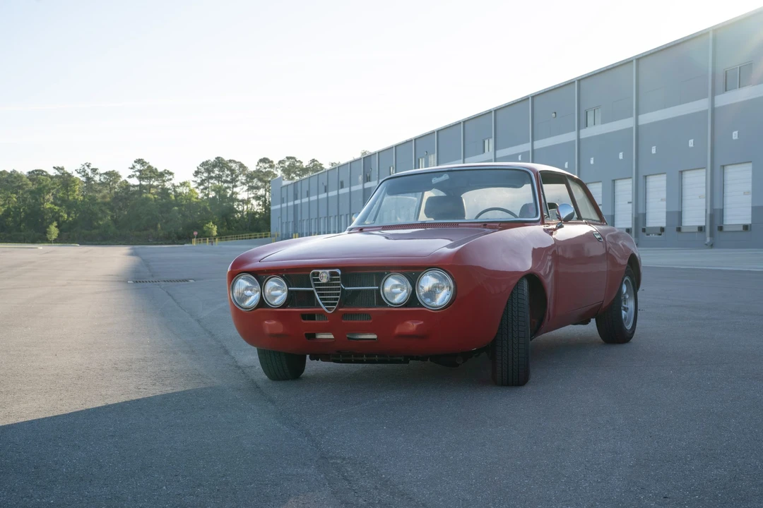 1973 Alfa Romeo 2000 GT Veloce - Image 5 of 31