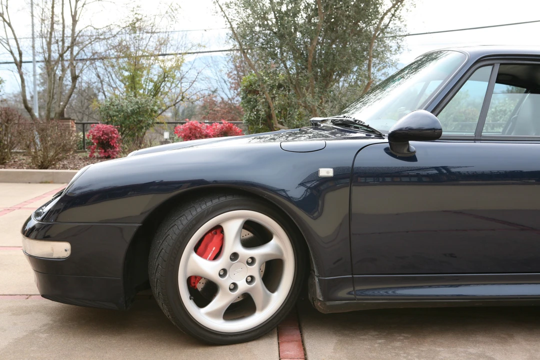 1997 Porsche 993 Carrera 4S - Image 12 of 31