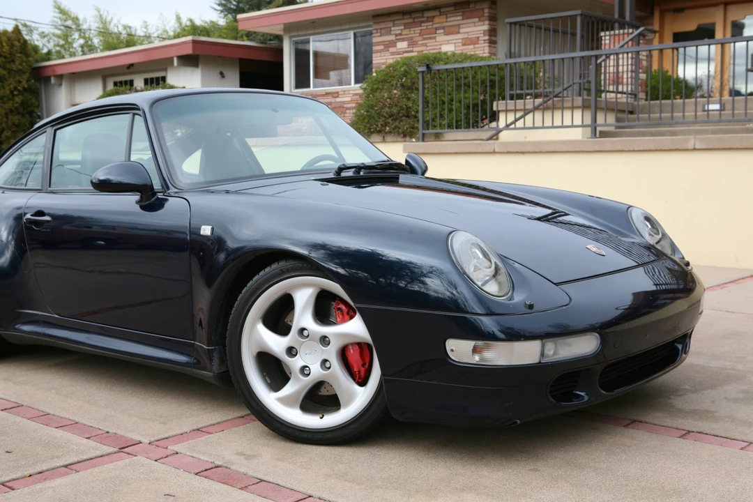 1997 Porsche 993 Carrera 4S - Image 27 of 31