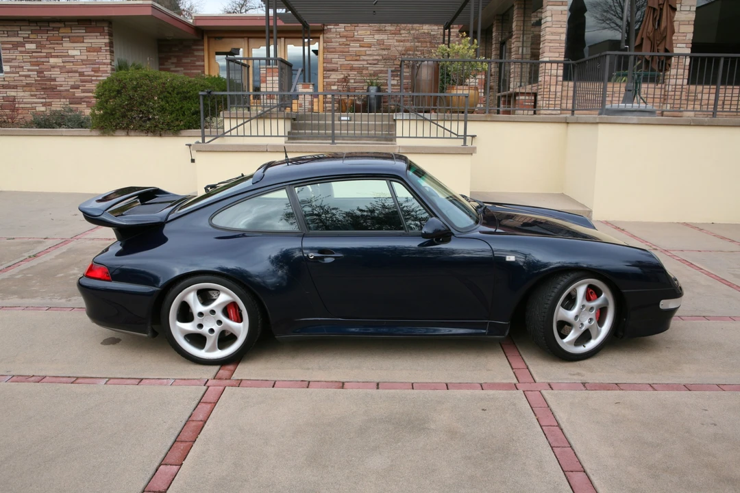 1997 Porsche 993 Carrera 4S - Image 7 of 31