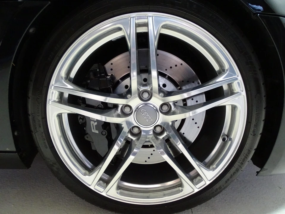 2009 Audi 42 R8 - Image 27 of 31