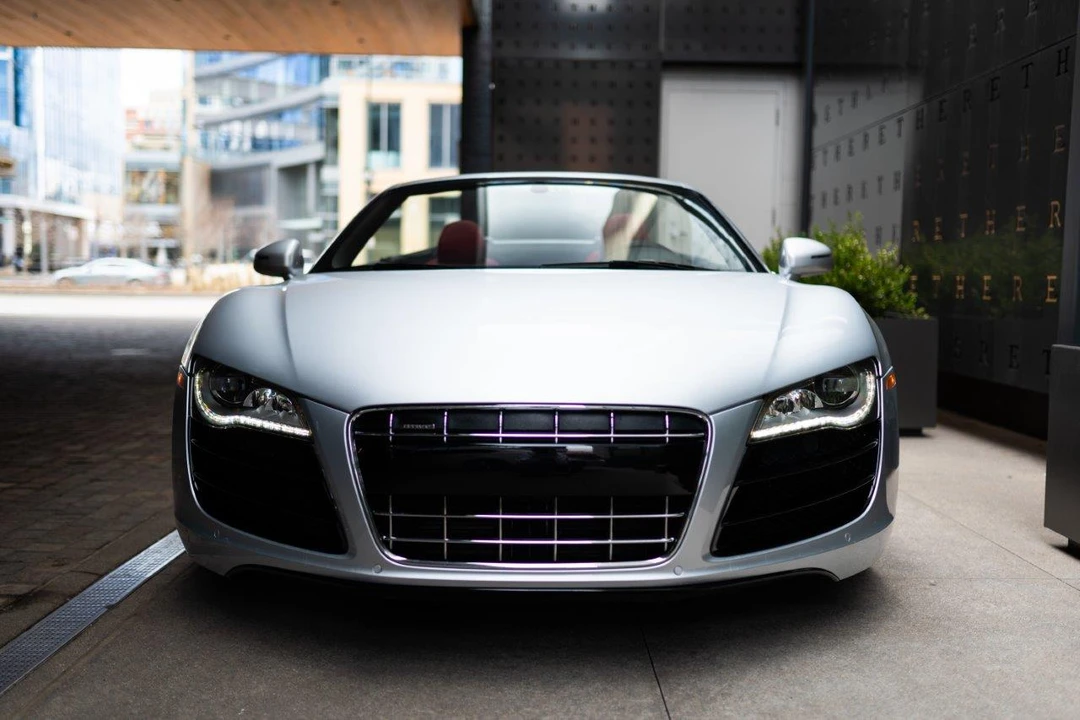 2011 Audi 42 R8 - Image 16 of 31
