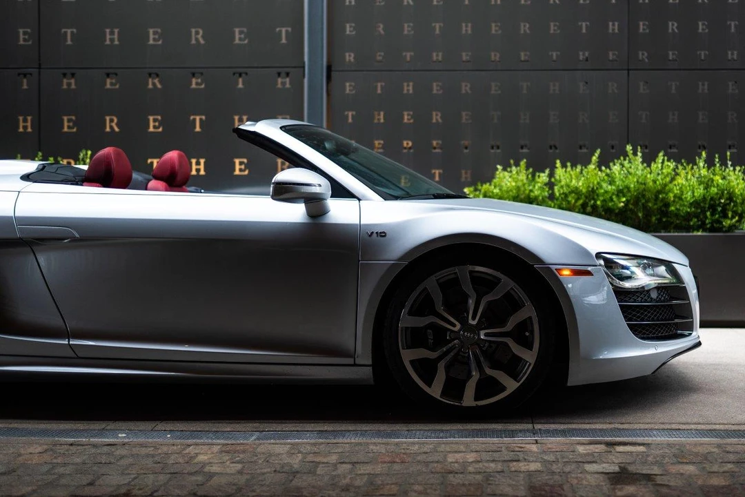 2011 Audi 42 R8 - Image 30 of 31