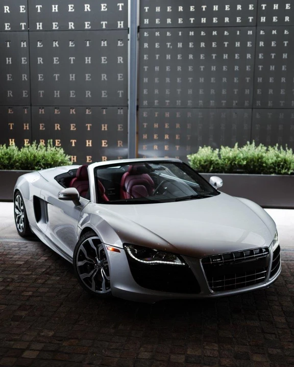 2011 Audi 42 R8 - Image 17 of 31
