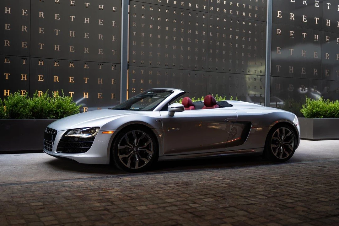 2011 Audi 42 R8 - Image 24 of 31