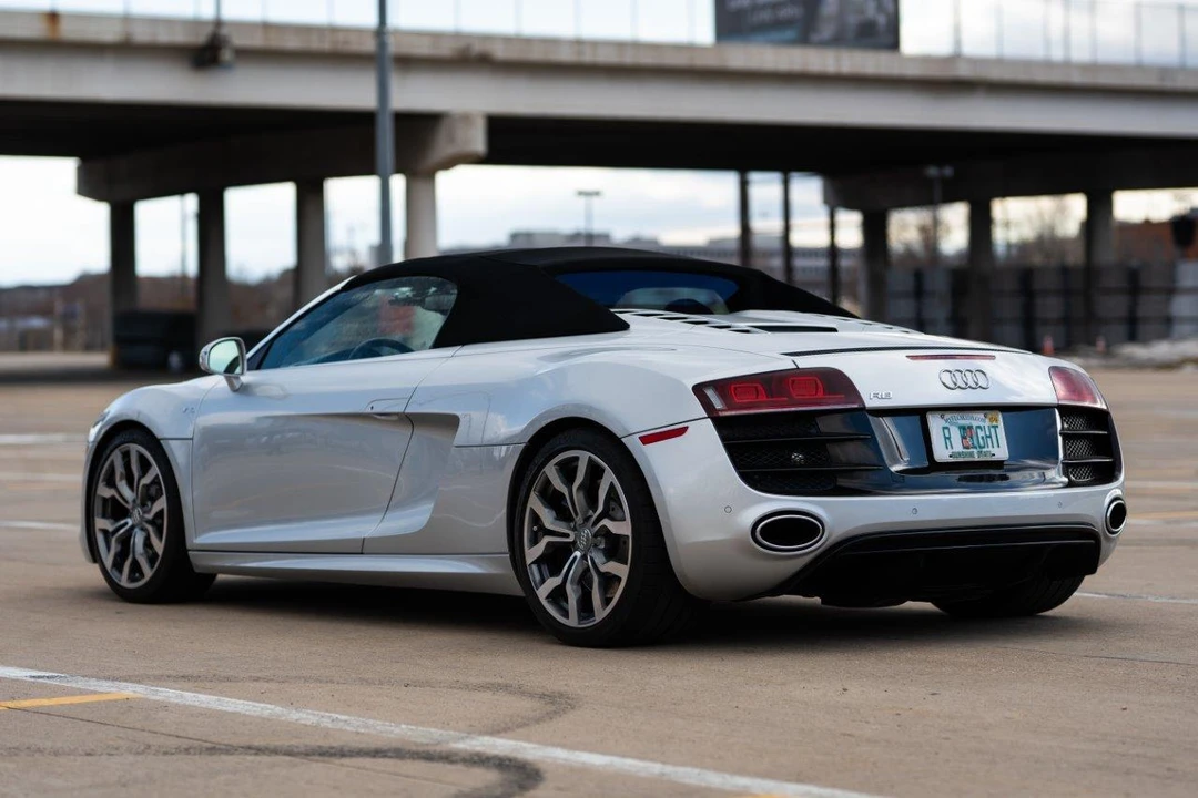 2011 Audi 42 R8 - Image 13 of 31