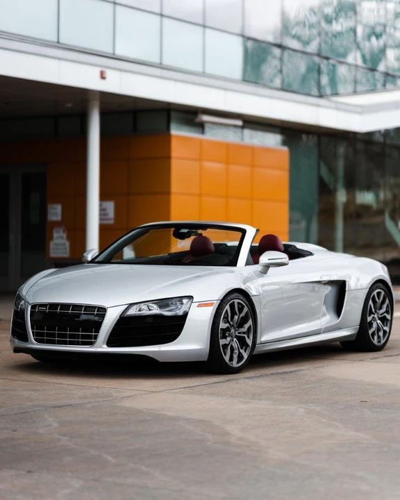 2011 Audi 42 R8 - Image 7 of 31