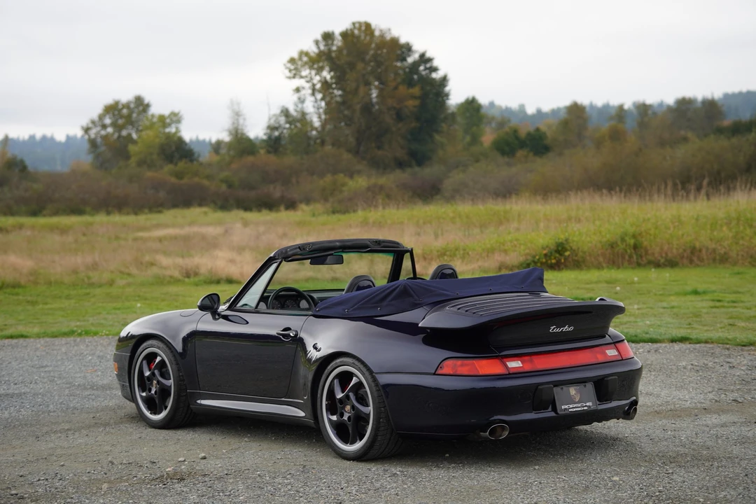 1995 Porsche 993 Carrera 4 - Image 12 of 31