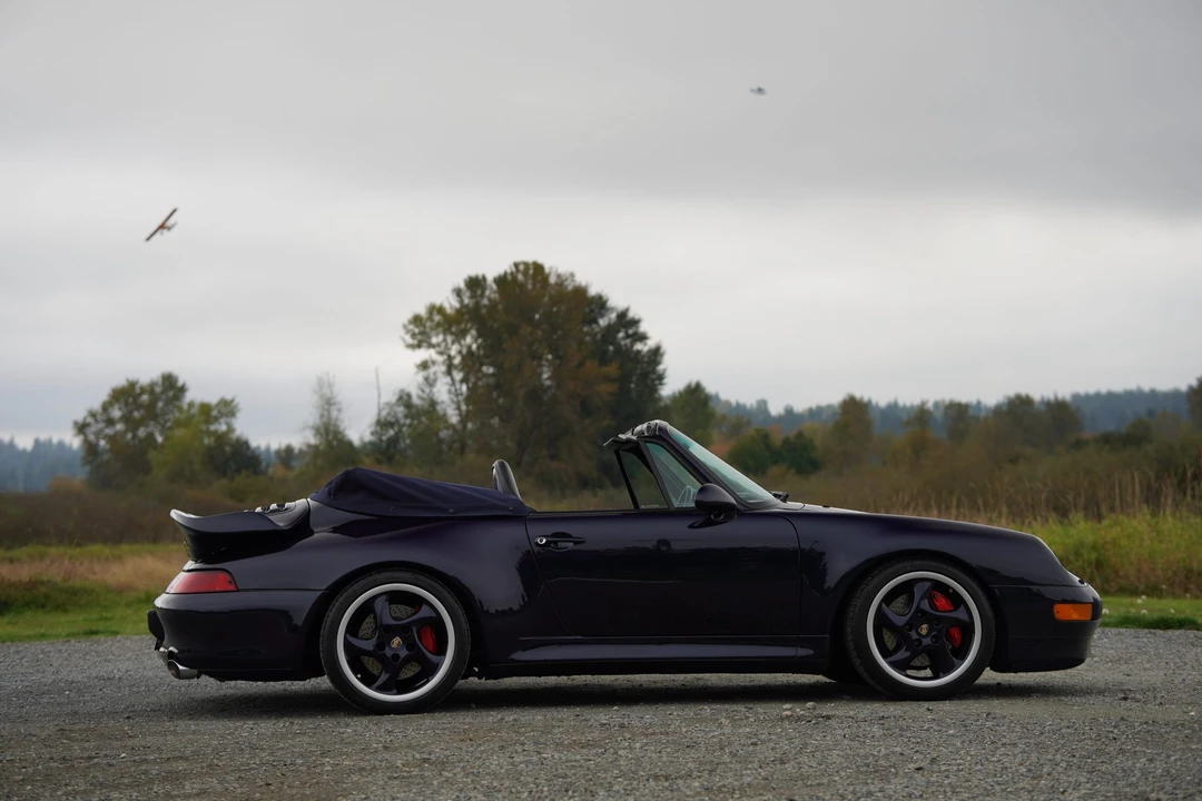 1995 Porsche 993 Carrera 4 - Image 19 of 31