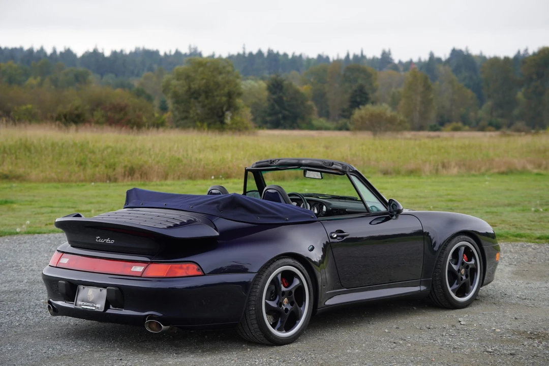 1995 Porsche 993 Carrera 4 - Image 17 of 31
