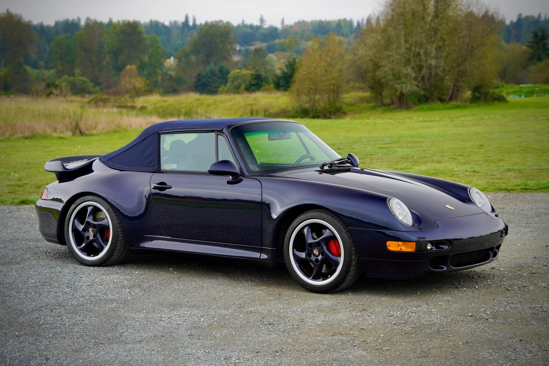 1995 Porsche 993 Carrera 4 - Image 25 of 31