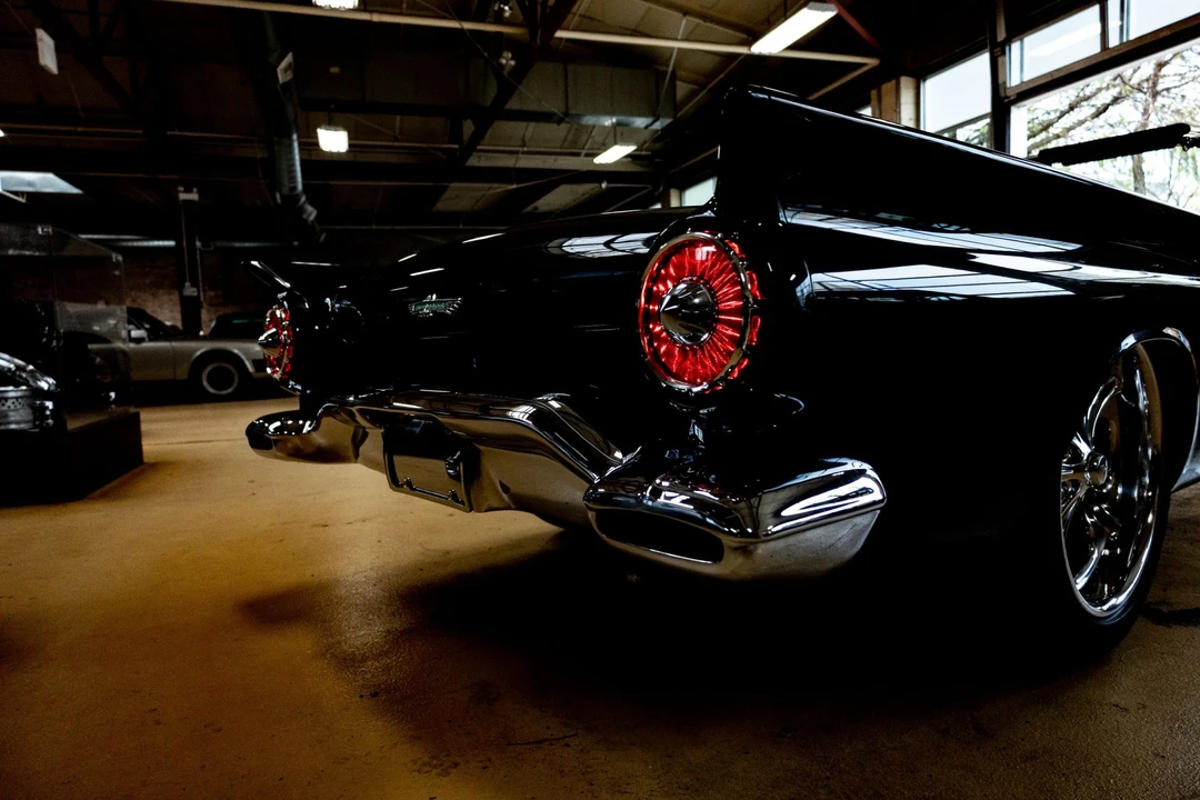 1957 Ford Thunderbird 1st Gen - Image 20 of 31
