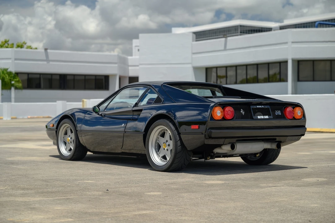 1976 Ferrari 308 GTB - Image 9 of 31
