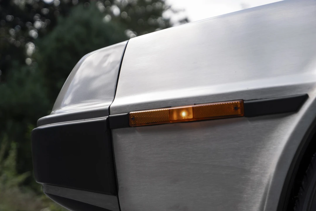 1981 DeLorean DMC-12 - Image 23 of 31