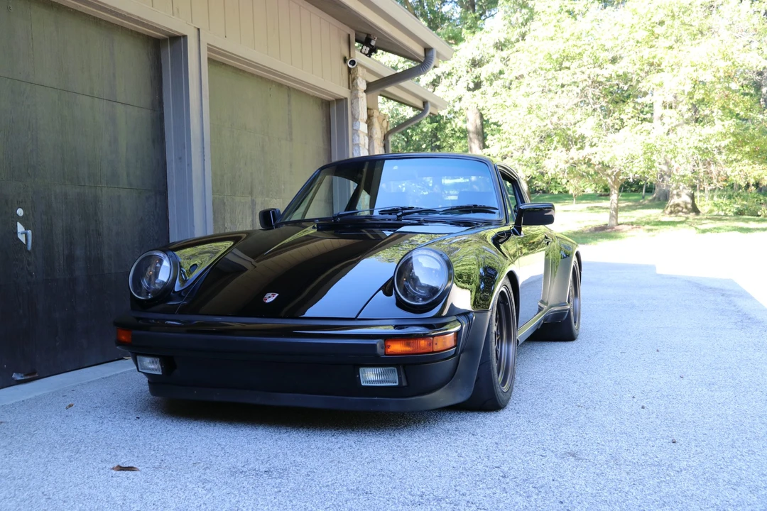 1987 Porsche 911 Carrera 3.2 - Image 2 of 31