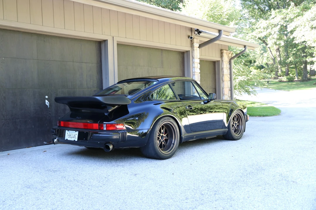 1987 Porsche 911 Carrera 3.2 - Image 29 of 31