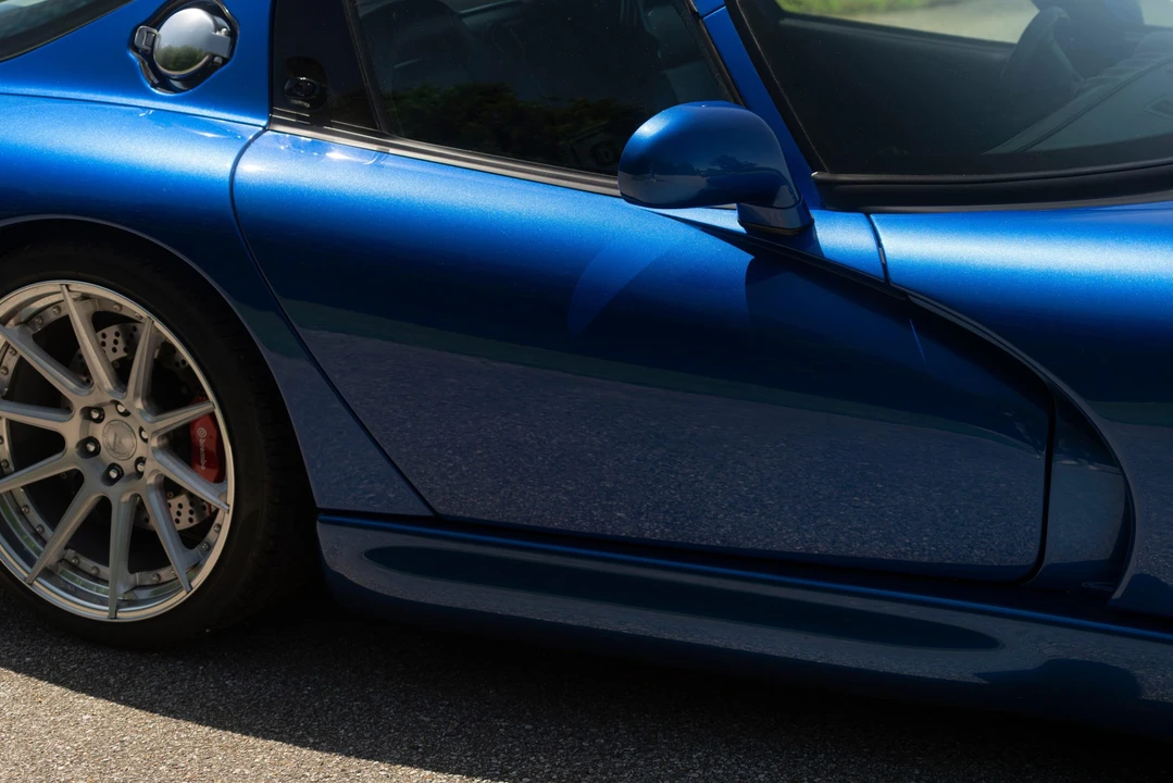 1997 Dodge Viper GTS 2nd Gen - Image 22 of 31