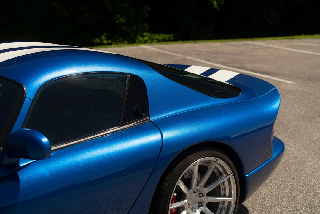 1997 Dodge Viper GTS 2nd Gen - Image 29 of 31