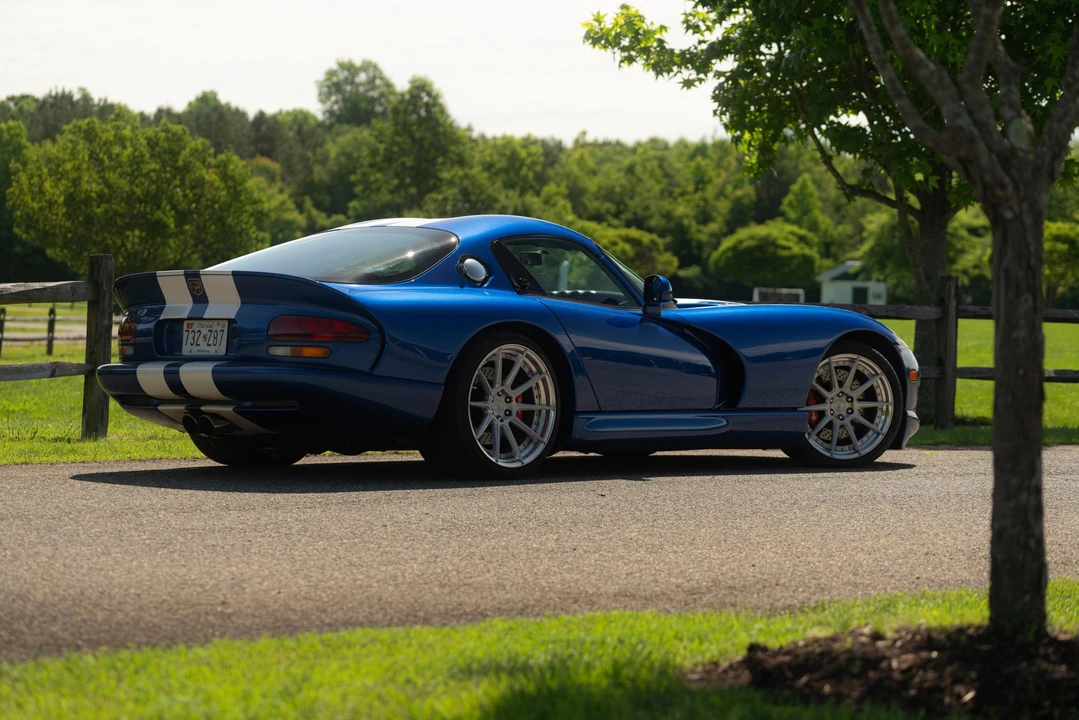 1997 Dodge Viper GTS 2nd Gen - Image 7 of 31