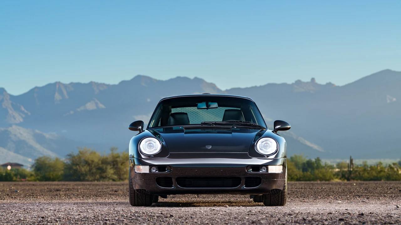 1997 Porsche 993 Carrera 4 - Image 8 of 31