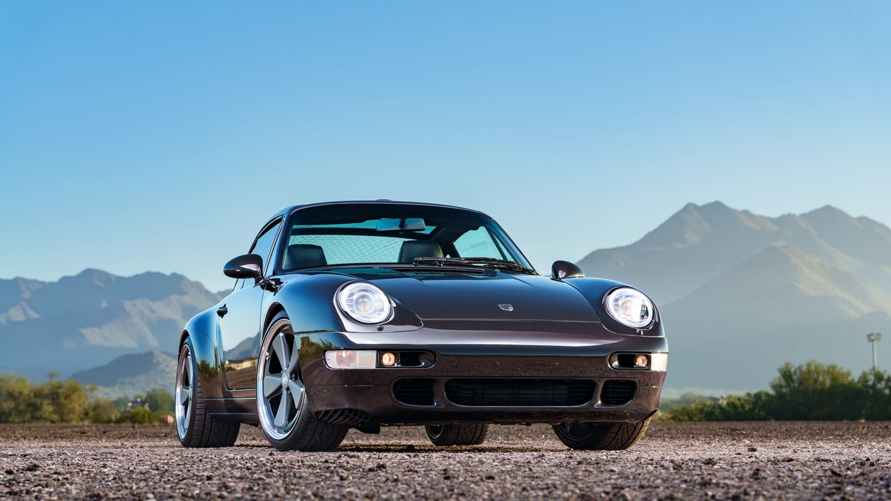 1997 Porsche 993 Carrera 4 - Image 12 of 31
