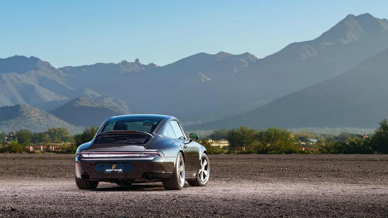 1997 Porsche 993 Carrera 4 - Image 22 of 31