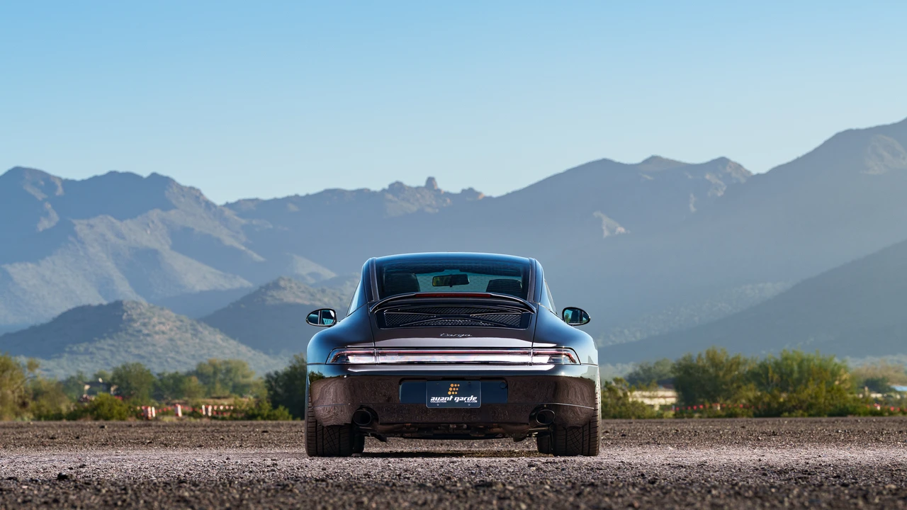 1997 Porsche 993 Carrera 4 - Image 26 of 31