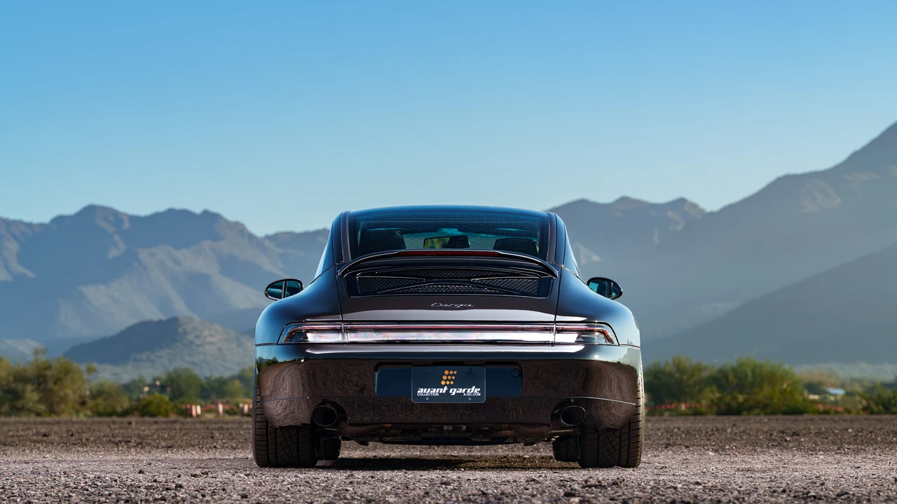 1997 Porsche 993 Carrera 4 - Image 27 of 31