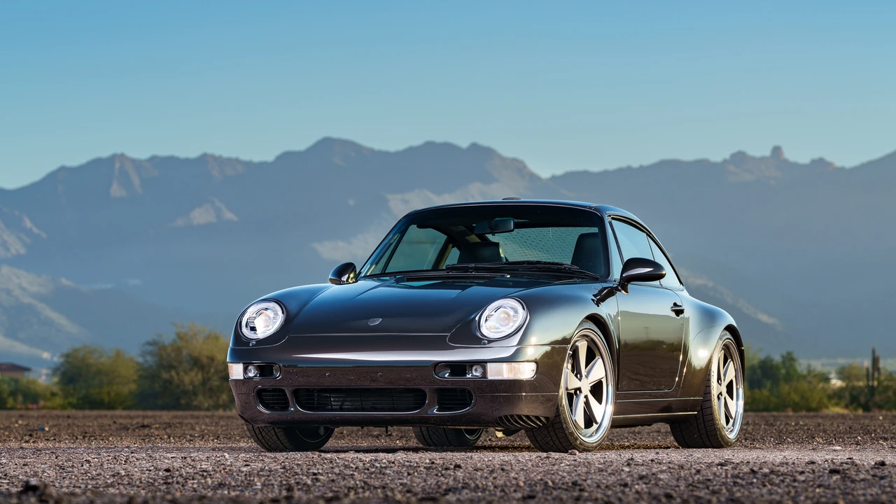 1997 Porsche 993 Carrera 4 - Image 5 of 31