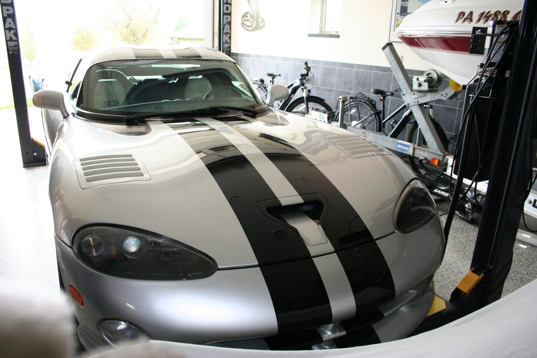 1998 Dodge Viper GTS 2nd Gen - Image 11 of 31