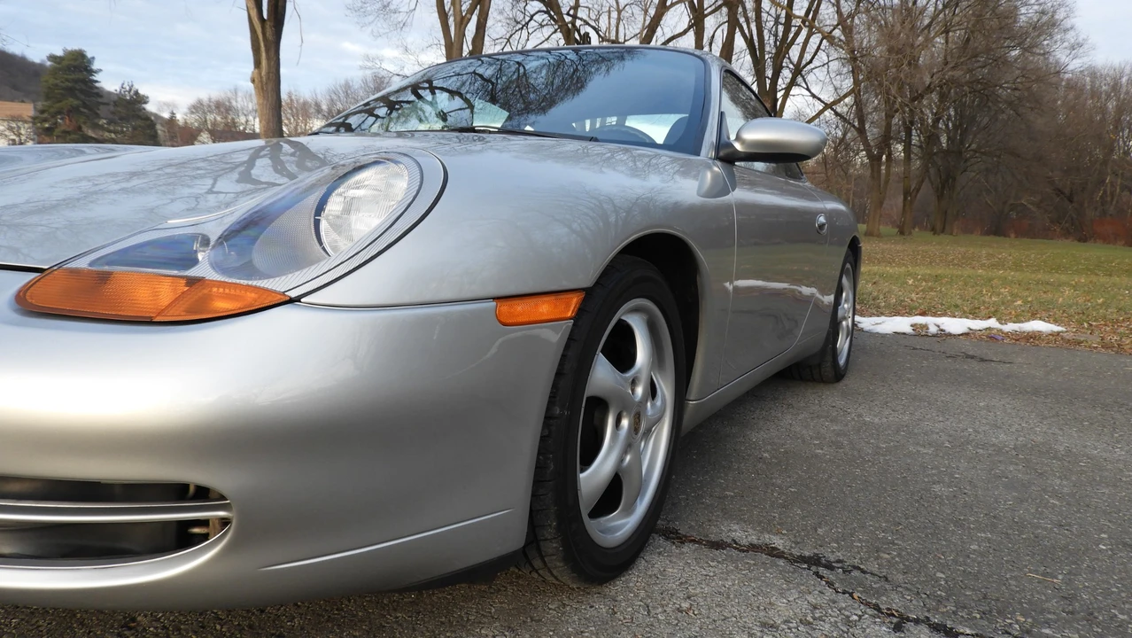 1999 Porsche 996 Carrera - Image 20 of 31