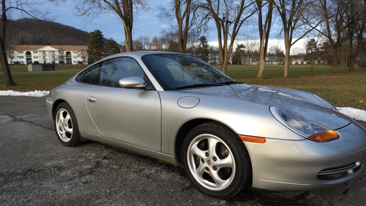 1999 Porsche 996 Carrera - Image 14 of 31