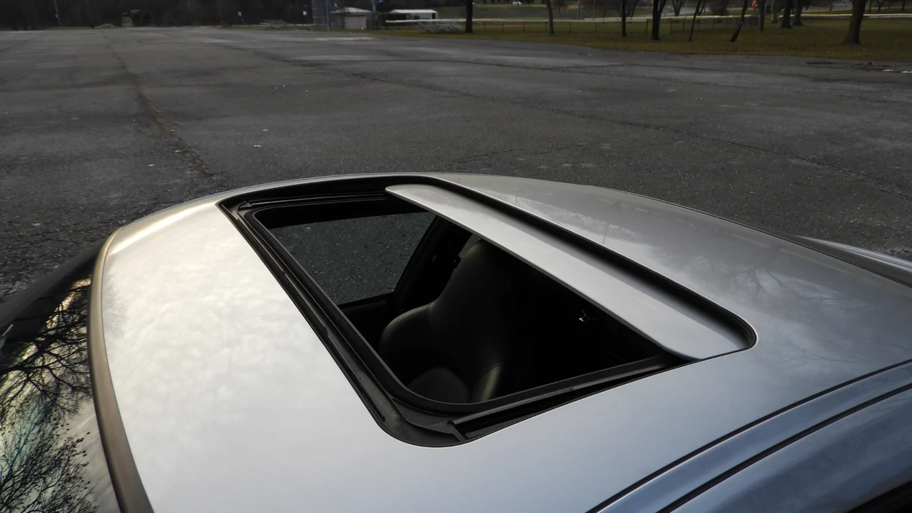 1999 Porsche 996 Carrera - Image 21 of 31