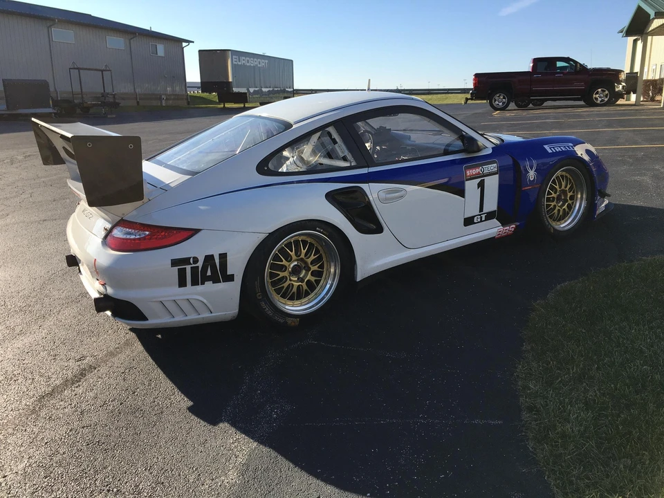 2001 Porsche 996 GT3 - Image 6 of 31