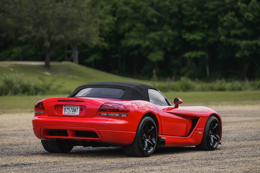 2004 Dodge Viper 3rd Gen - Image 16 of 31