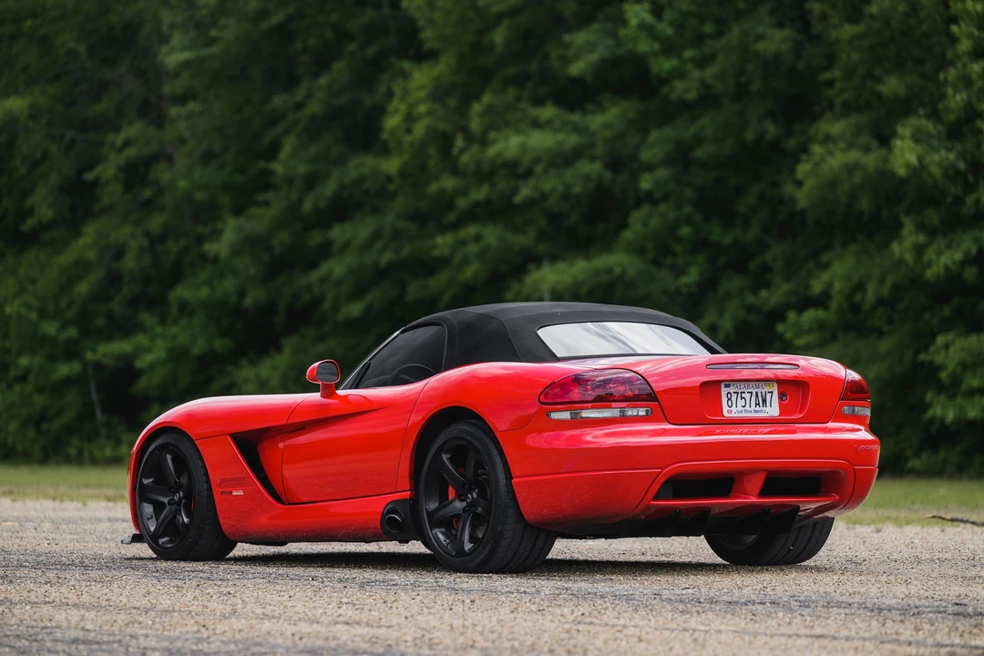 2004 Dodge Viper 3rd Gen - Image 10 of 31