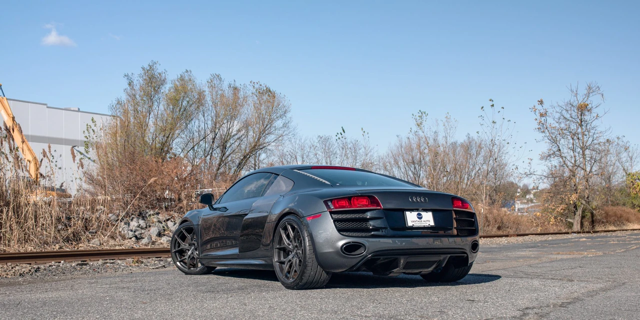 2010 Audi 42 R8 - Image 11 of 31