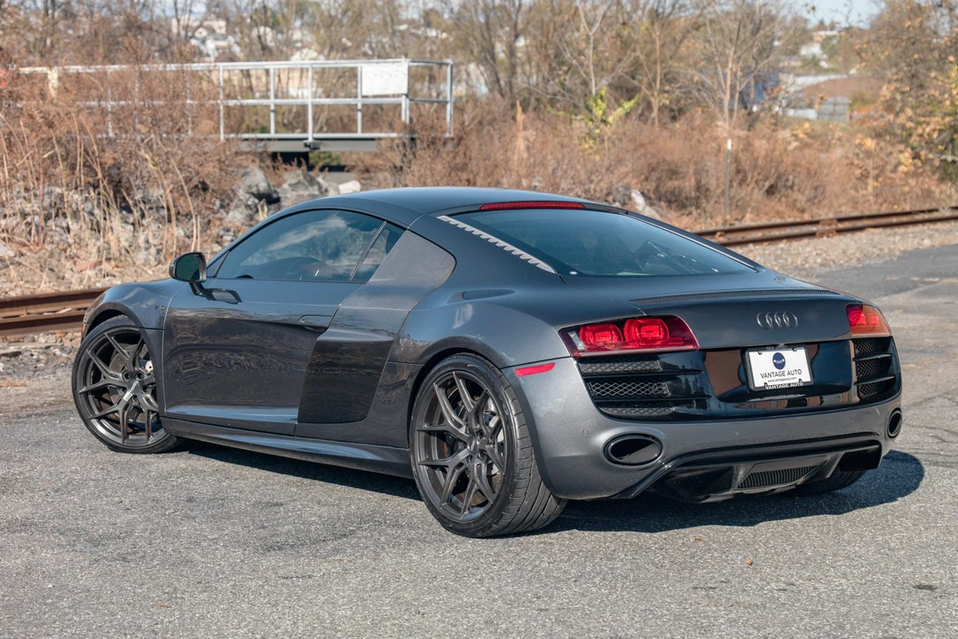 2010 Audi 42 R8 - Image 12 of 31