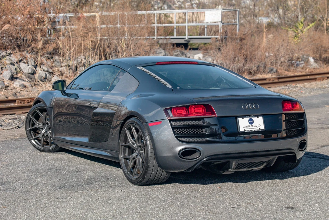 2010 Audi 42 R8 - Image 13 of 31