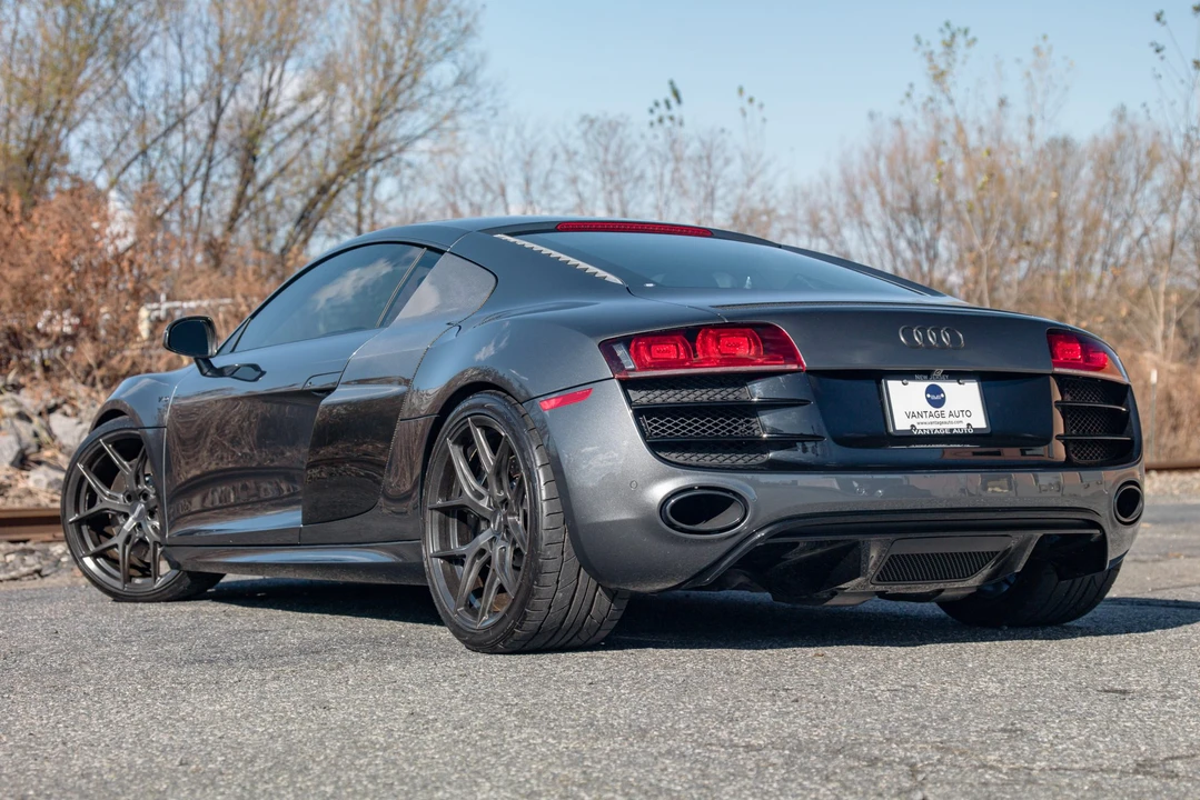 2010 Audi 42 R8 - Image 14 of 31