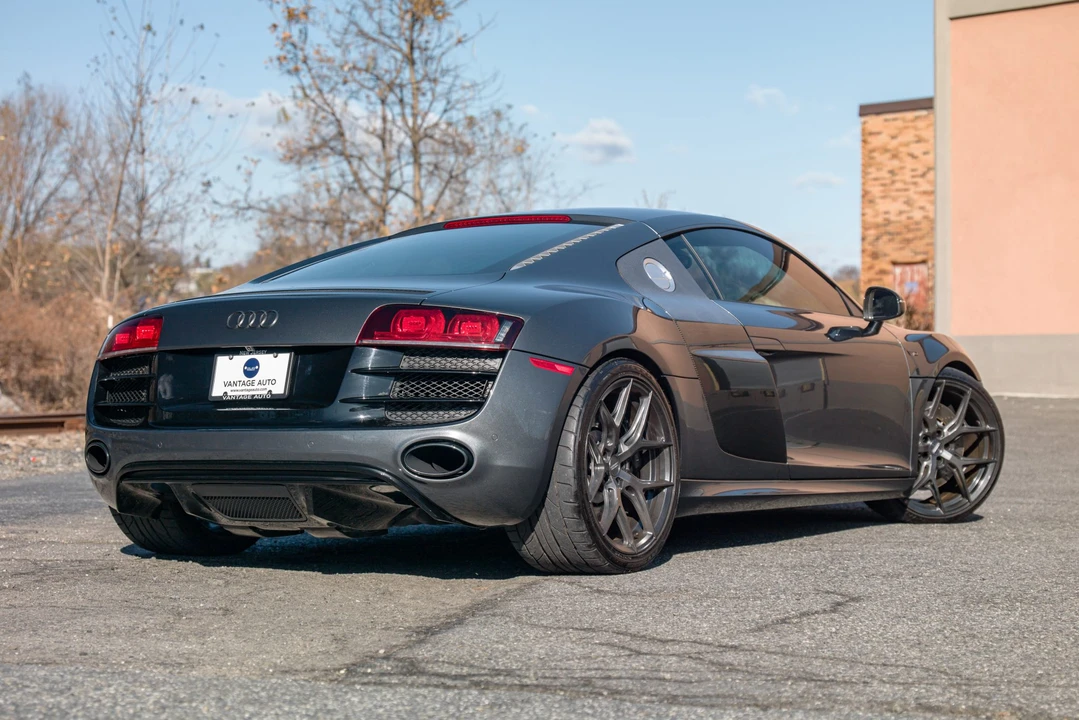 2010 Audi 42 R8 - Image 19 of 31