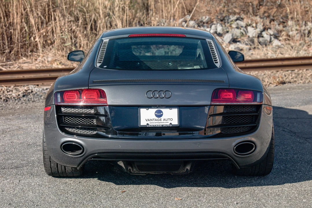 2010 Audi 42 R8 - Image 15 of 31