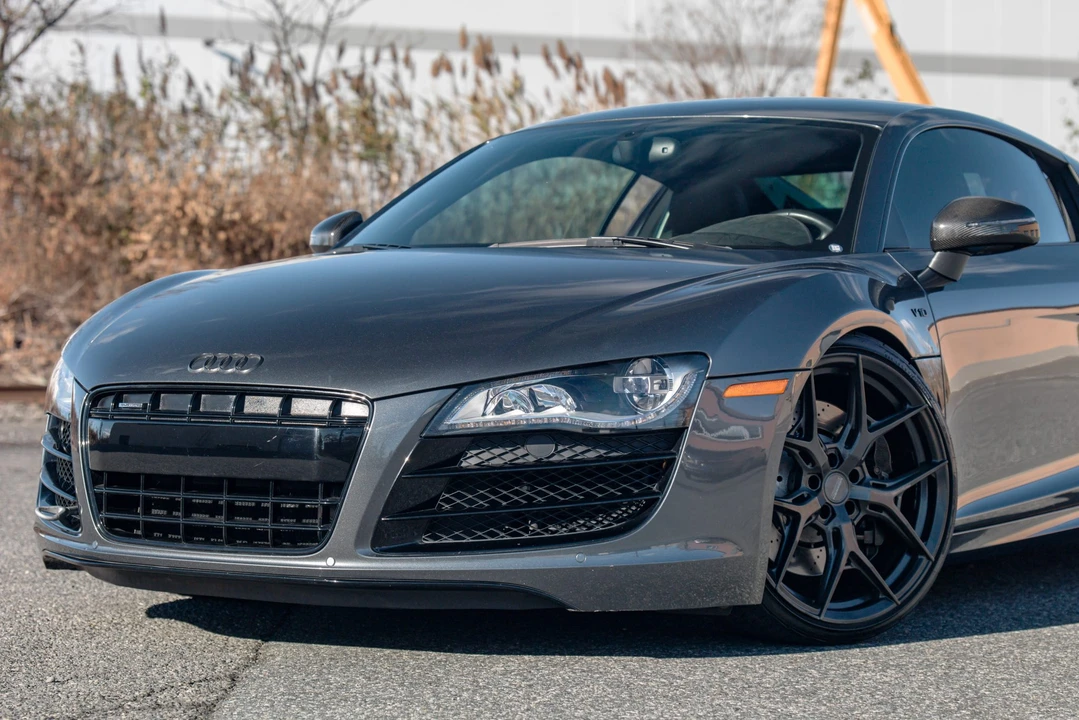 2010 Audi 42 R8 - Image 30 of 31