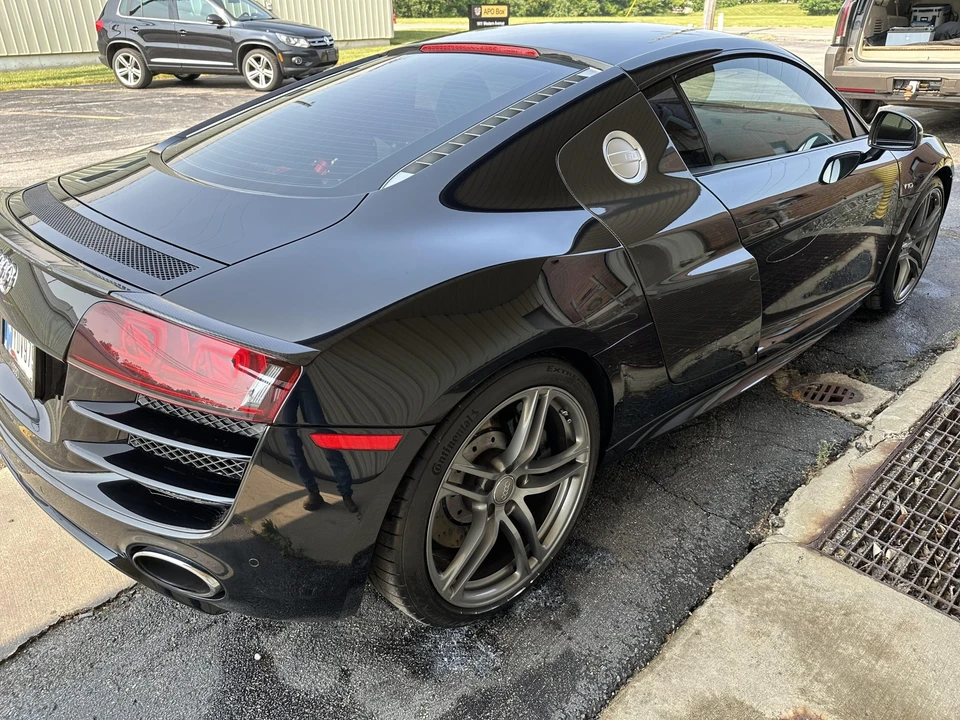 2010 Audi 42 R8 - Image 11 of 31