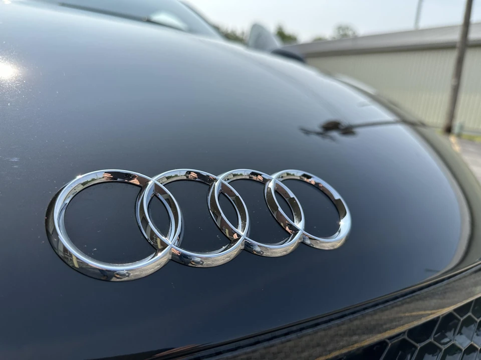 2010 Audi 42 R8 - Image 23 of 31