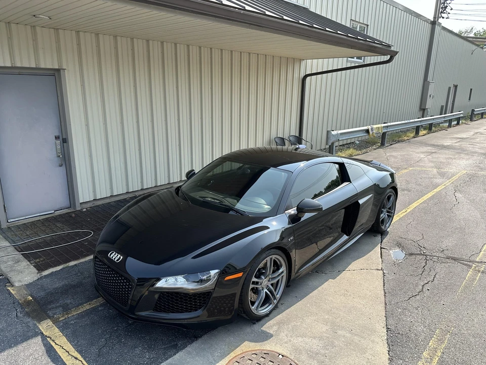 2010 Audi 42 R8 - Image 3 of 31