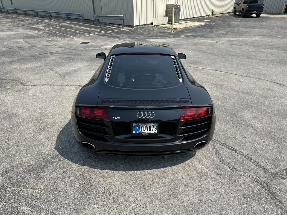 2010 Audi 42 R8 - Image 22 of 31